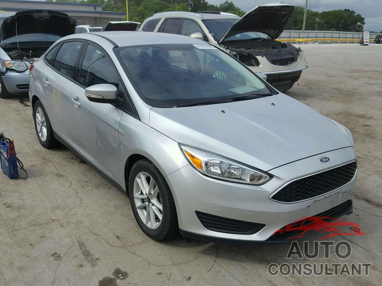 FORD FOCUS 2015 - 1FADP3F29FL342695