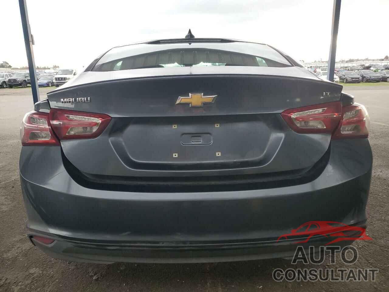 CHEVROLET MALIBU 2021 - 1G1ZD5ST9MF062282