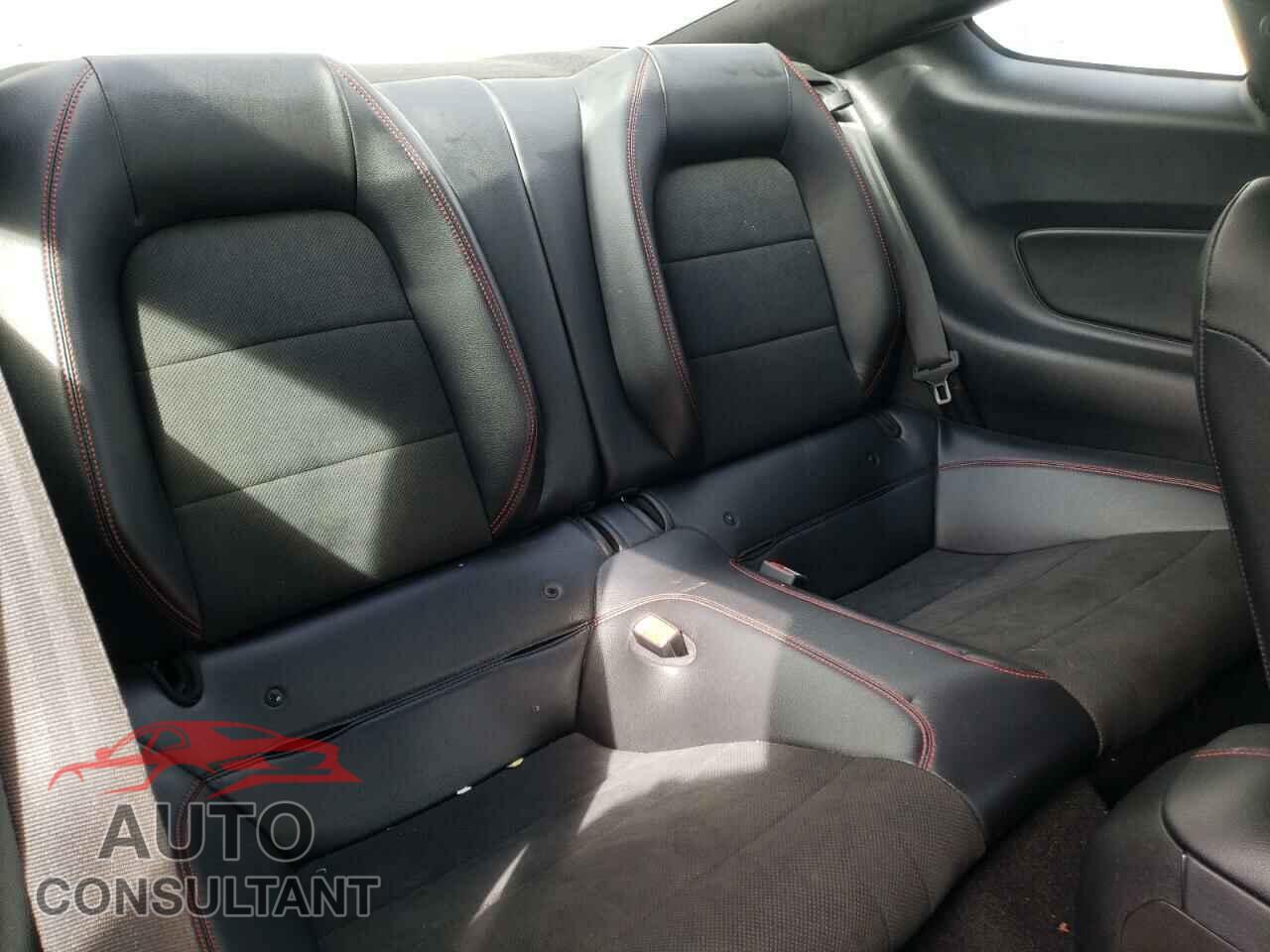 FORD MUSTANG 2019 - 1FA6P8CF4K5167526