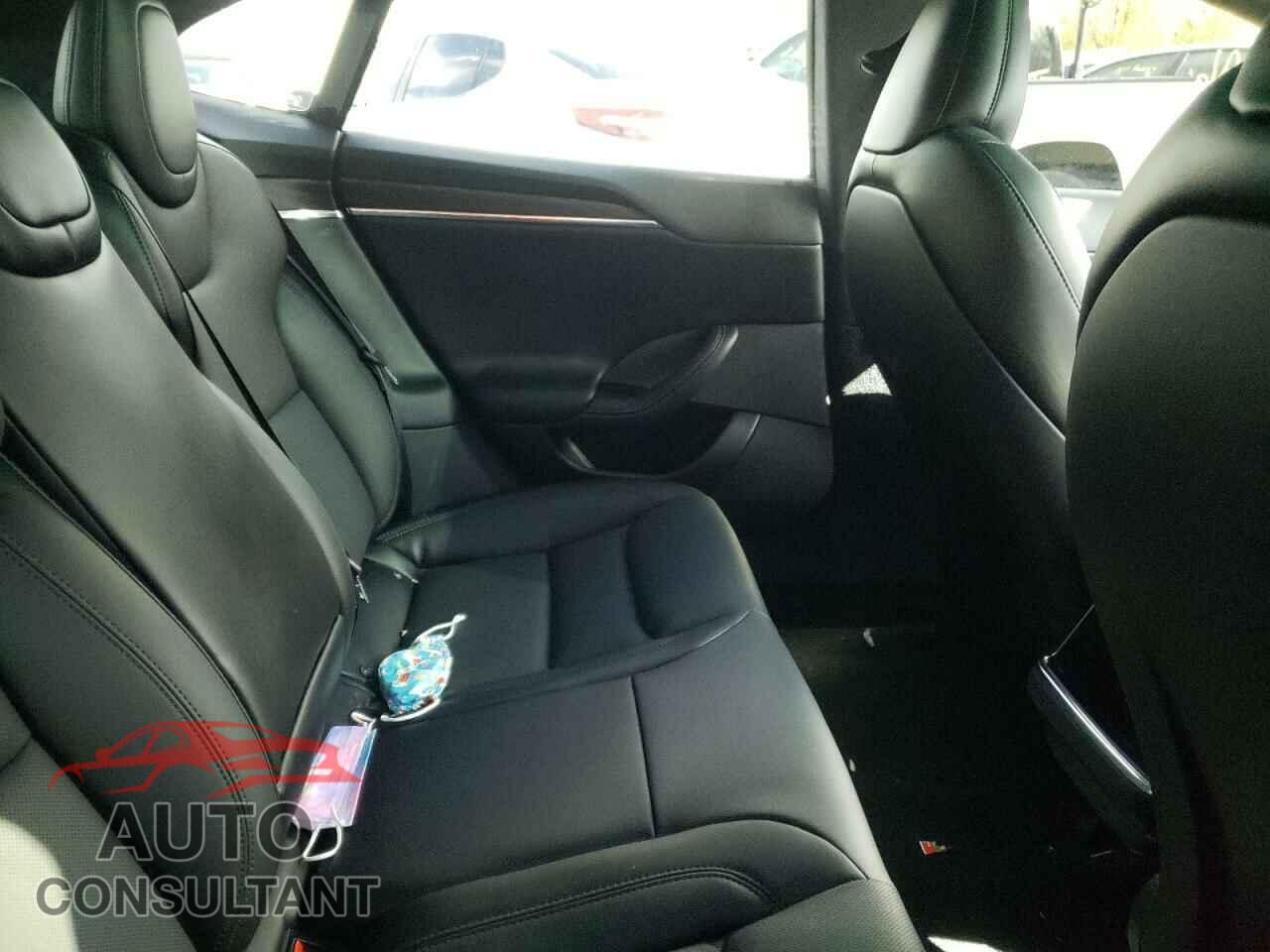 TESLA MODEL S 2021 - 5YJSA1E50MF433602