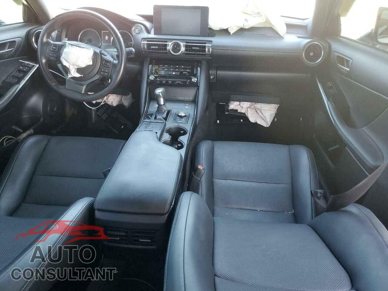 LEXUS IS 2021 - JTHCA1D20M5113529