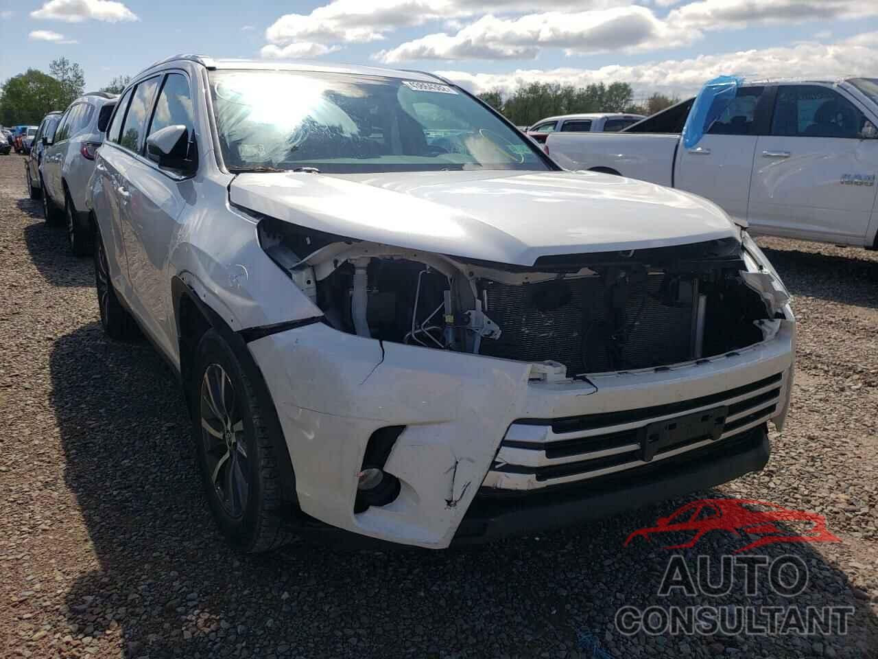TOYOTA HIGHLANDER 2019 - 5TDJZRFH8KS565754