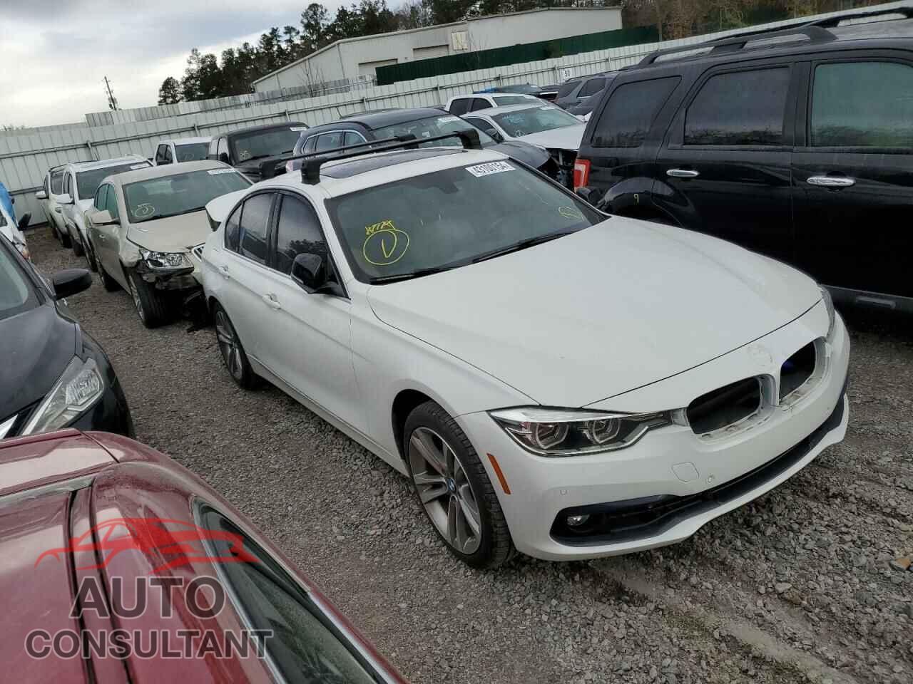 BMW 3 SERIES 2018 - WBA8B9C54JEE82677