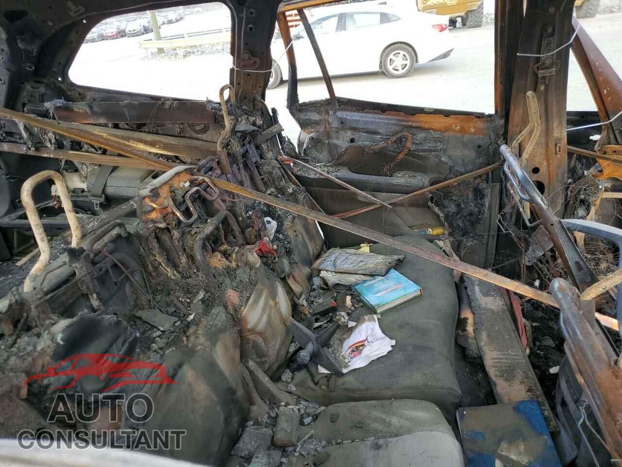 HONDA PILOT 2018 - 5FNYF5H38JB021663