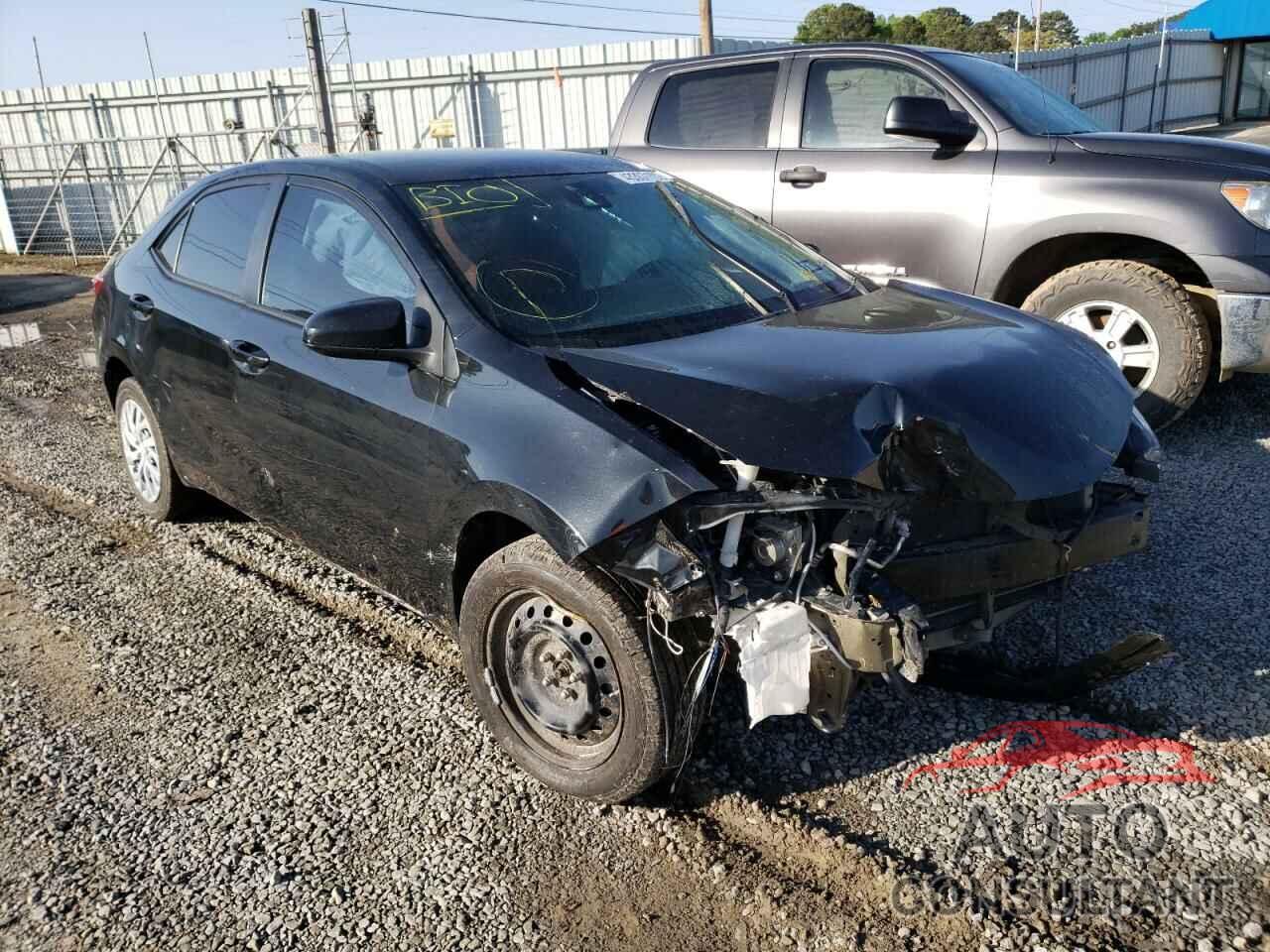 TOYOTA COROLLA 2018 - 5YFBURHE8JP834817