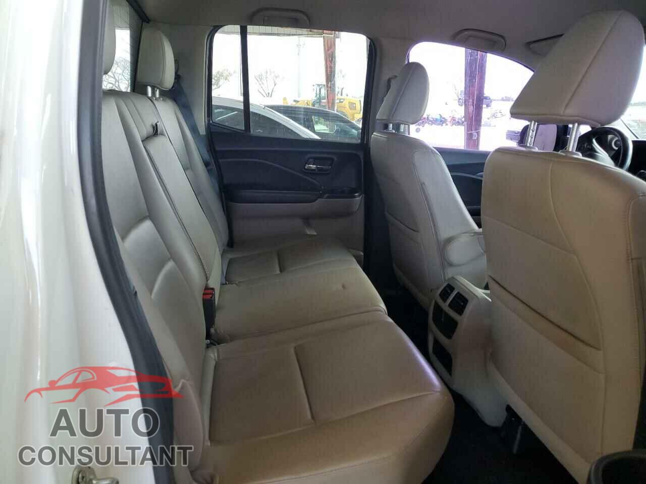 HONDA RIDGELINE 2017 - 5FPYK2F65HB006515