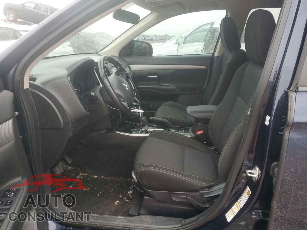 MITSUBISHI OUTLANDER 2017 - JA4AD2A39HZ013473