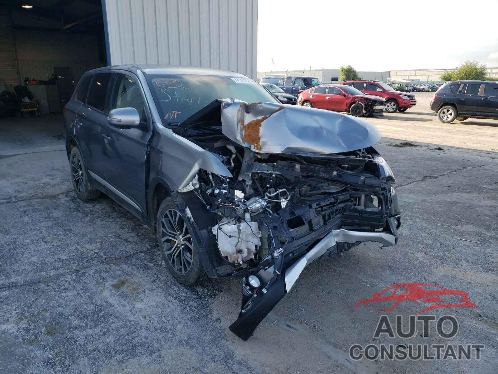 MITSUBISHI OUTLANDER 2018 - JA4AD3A32JZ023211