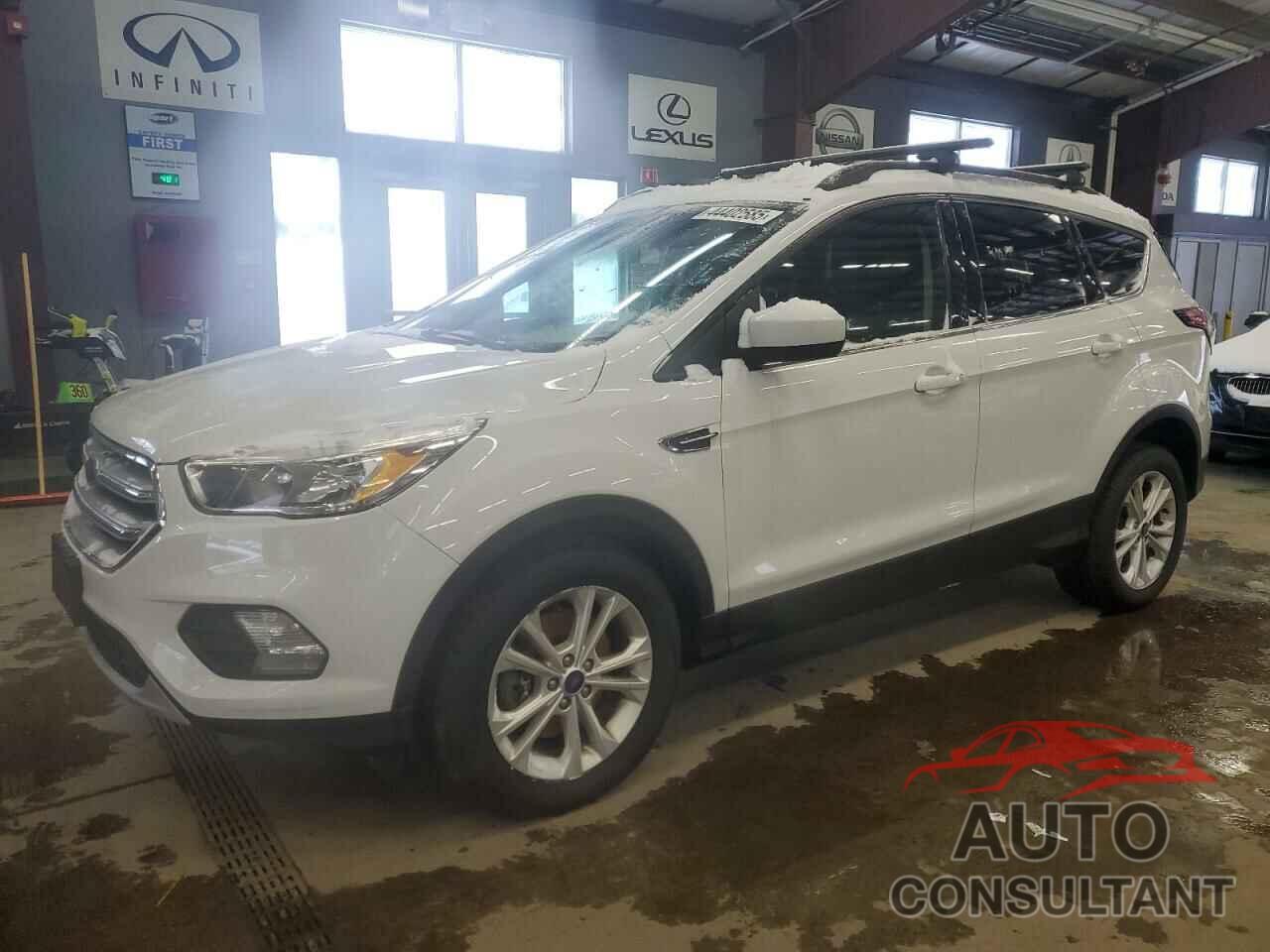 FORD ESCAPE 2017 - 1FMCU9GD6HUE62707