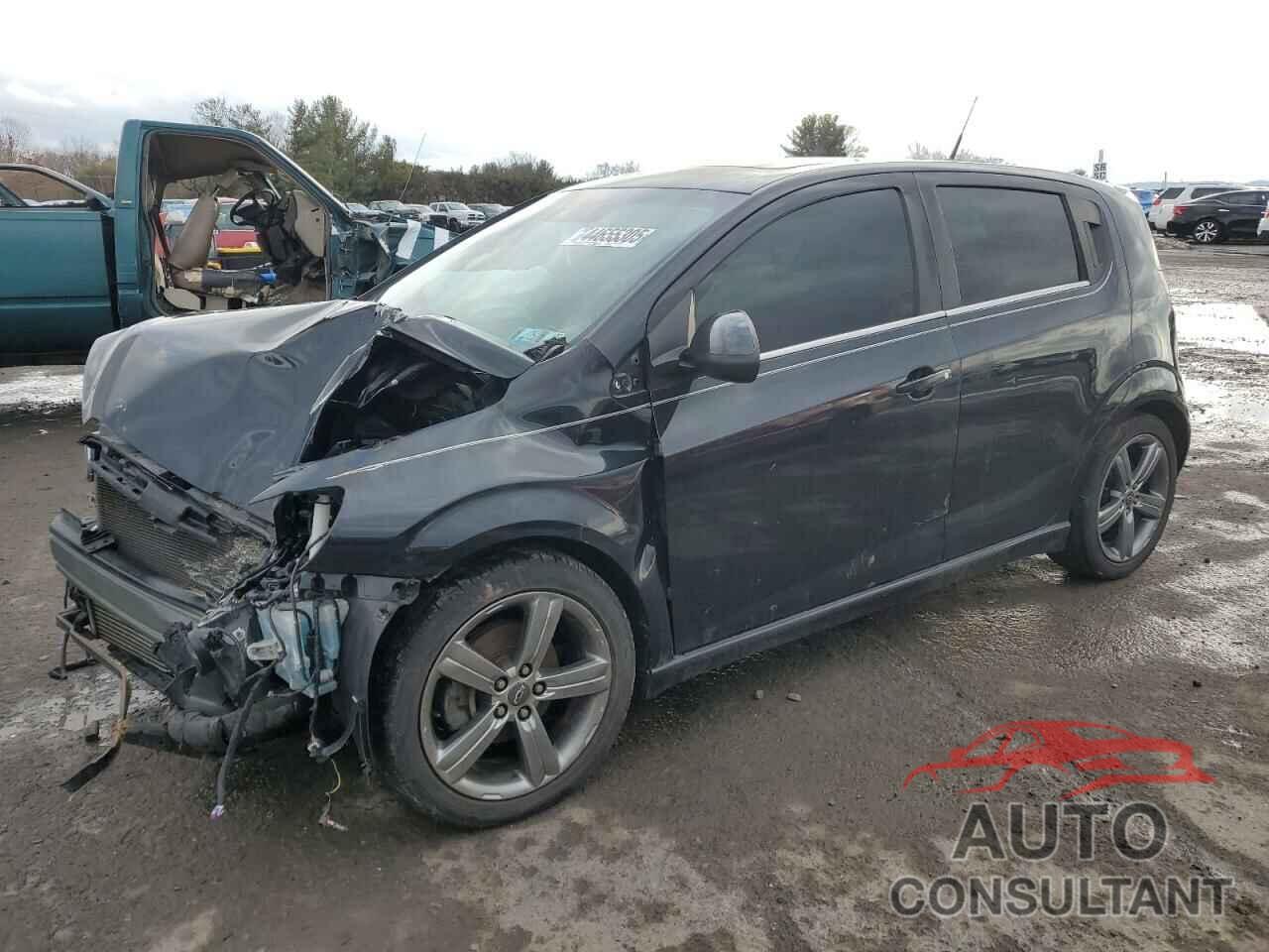 CHEVROLET SONIC 2014 - 1G1JG6SB8E4213563