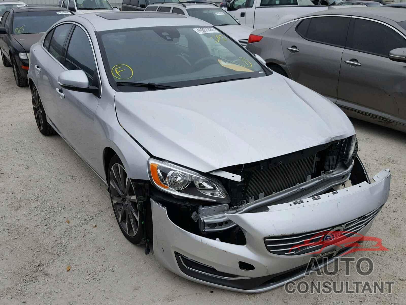 VOLVO S60 2015 - YV126MFK4F1340644