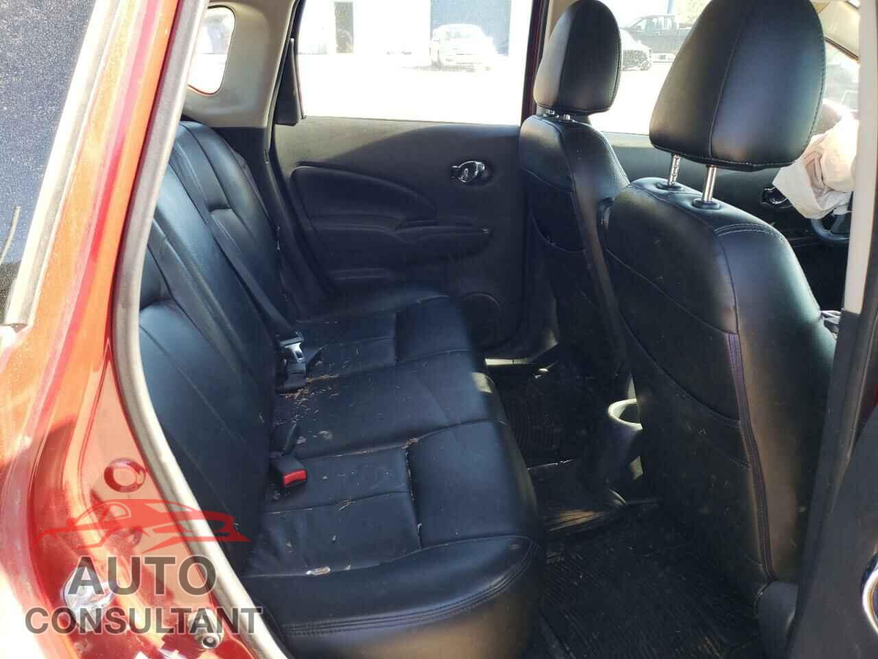 NISSAN VERSA 2017 - 3N1CE2CP8HL357902