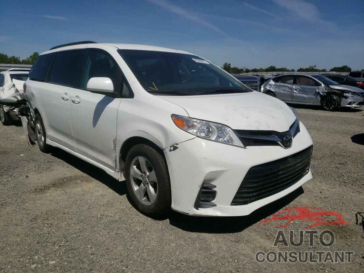 TOYOTA SIENNA 2018 - 5TDKZ3DC2JS906511