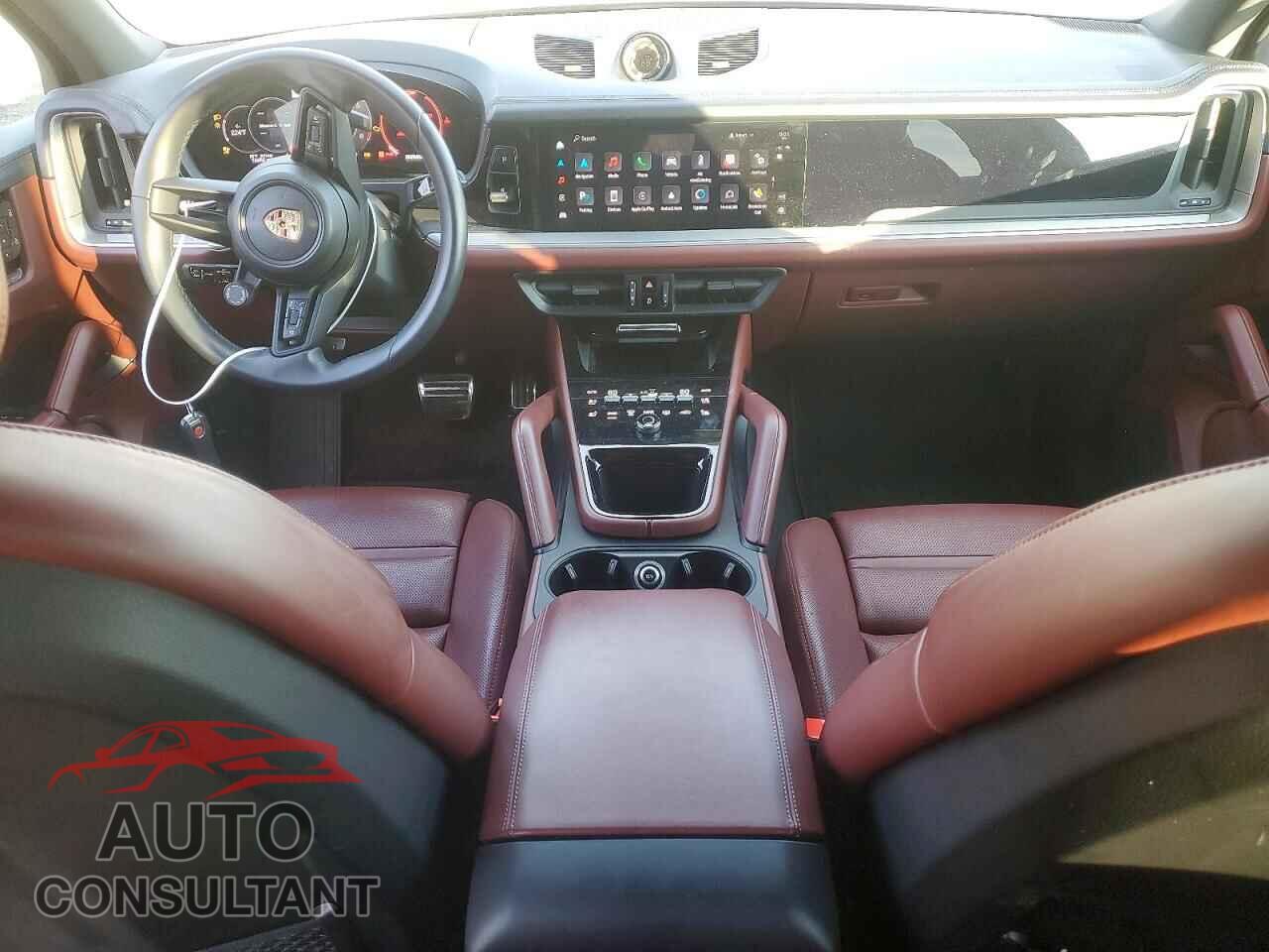 PORSCHE CAYENNE 2024 - WP1AL2AY6RDA33357