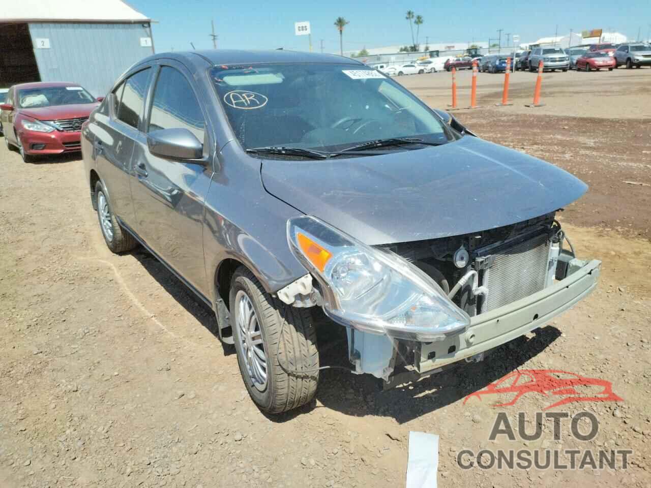 NISSAN VERSA 2018 - 3N1CN7AP7JL800076