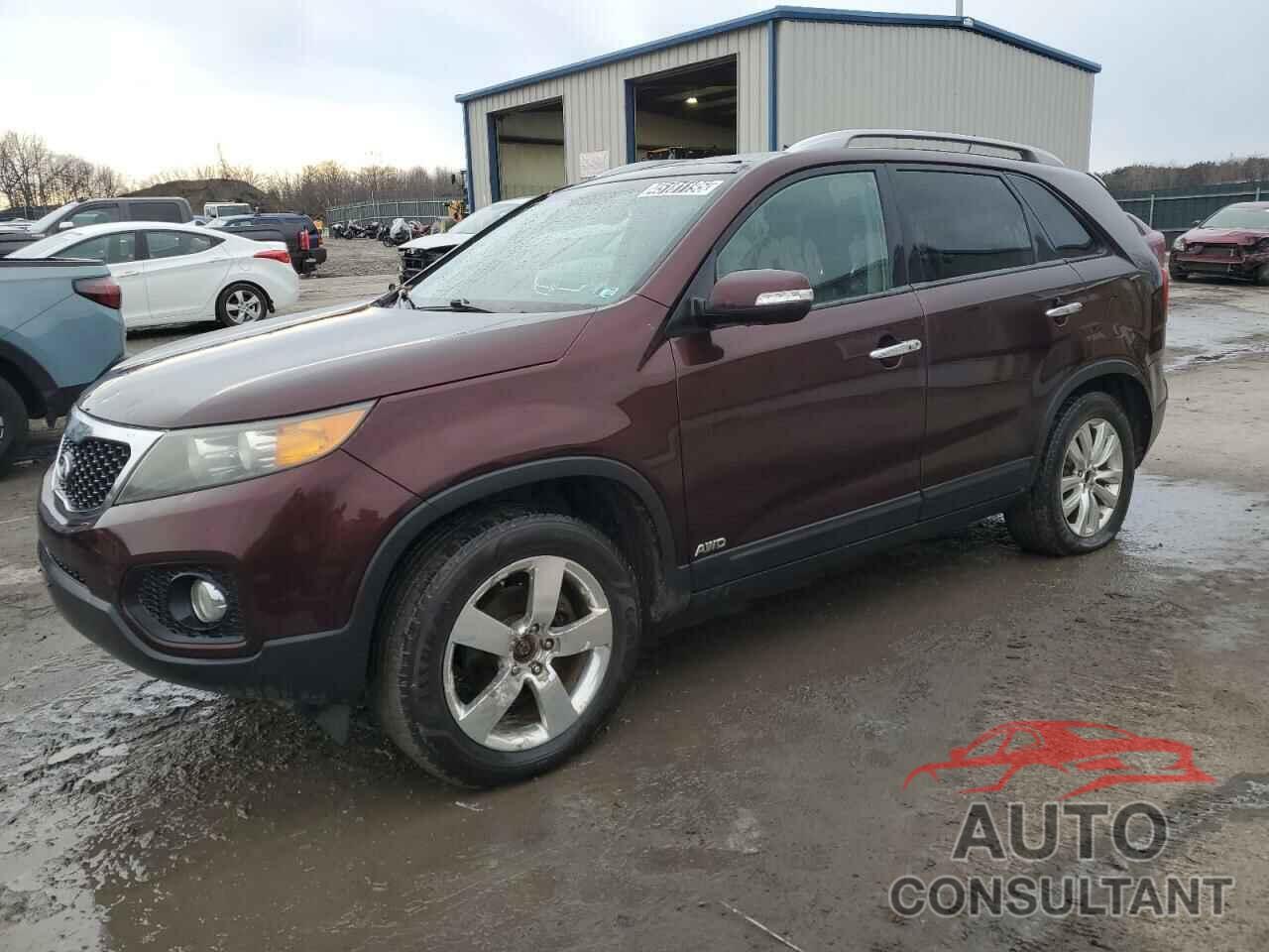 KIA SORENTO 2011 - 5XYKUDA27BG043512