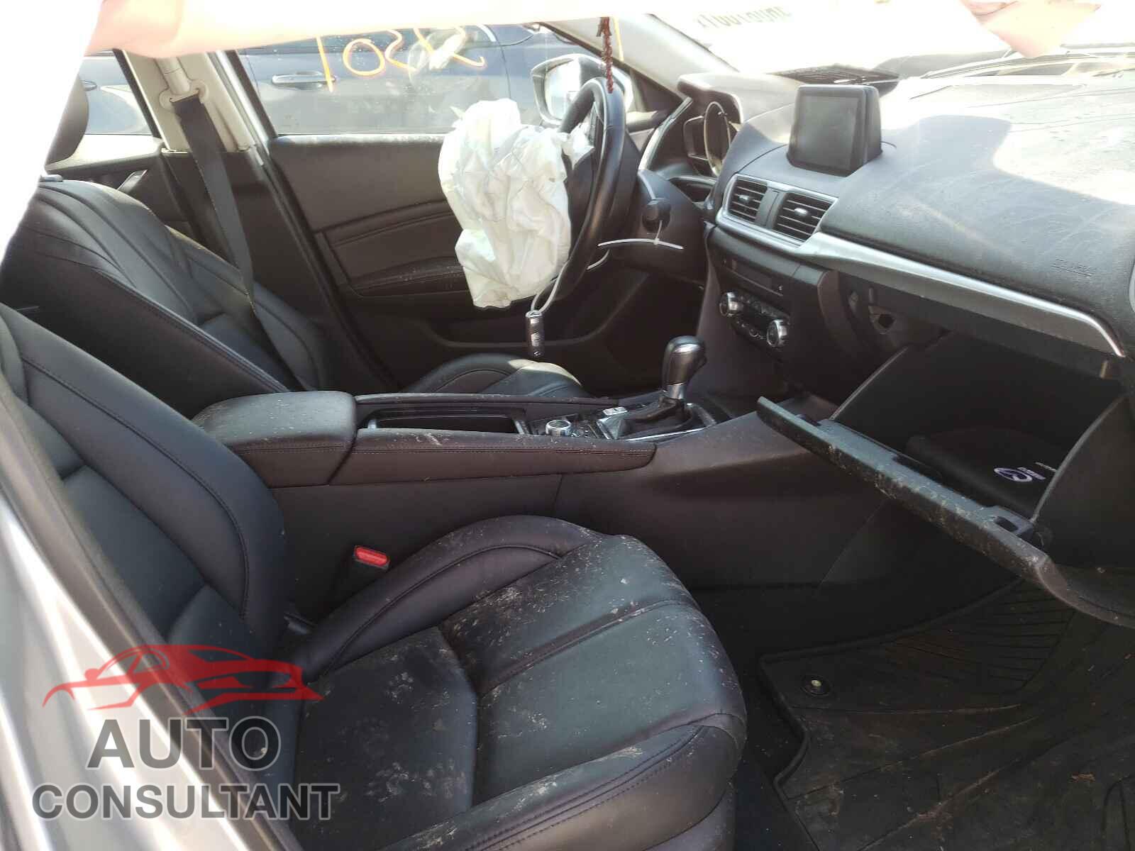 MAZDA 3 2017 - 3MZBN1L74HM137473