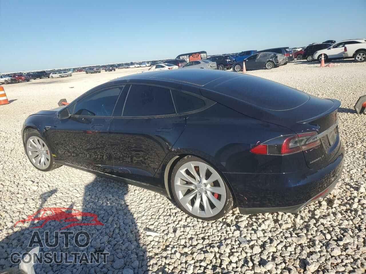 TESLA MODEL S 2013 - 5YJSA1DP4DFP16295