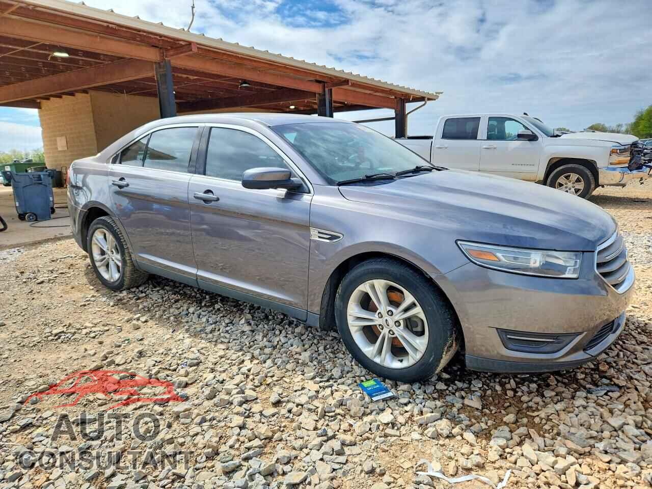 FORD TAURUS 2013 - 1FAHP2E85DG161133
