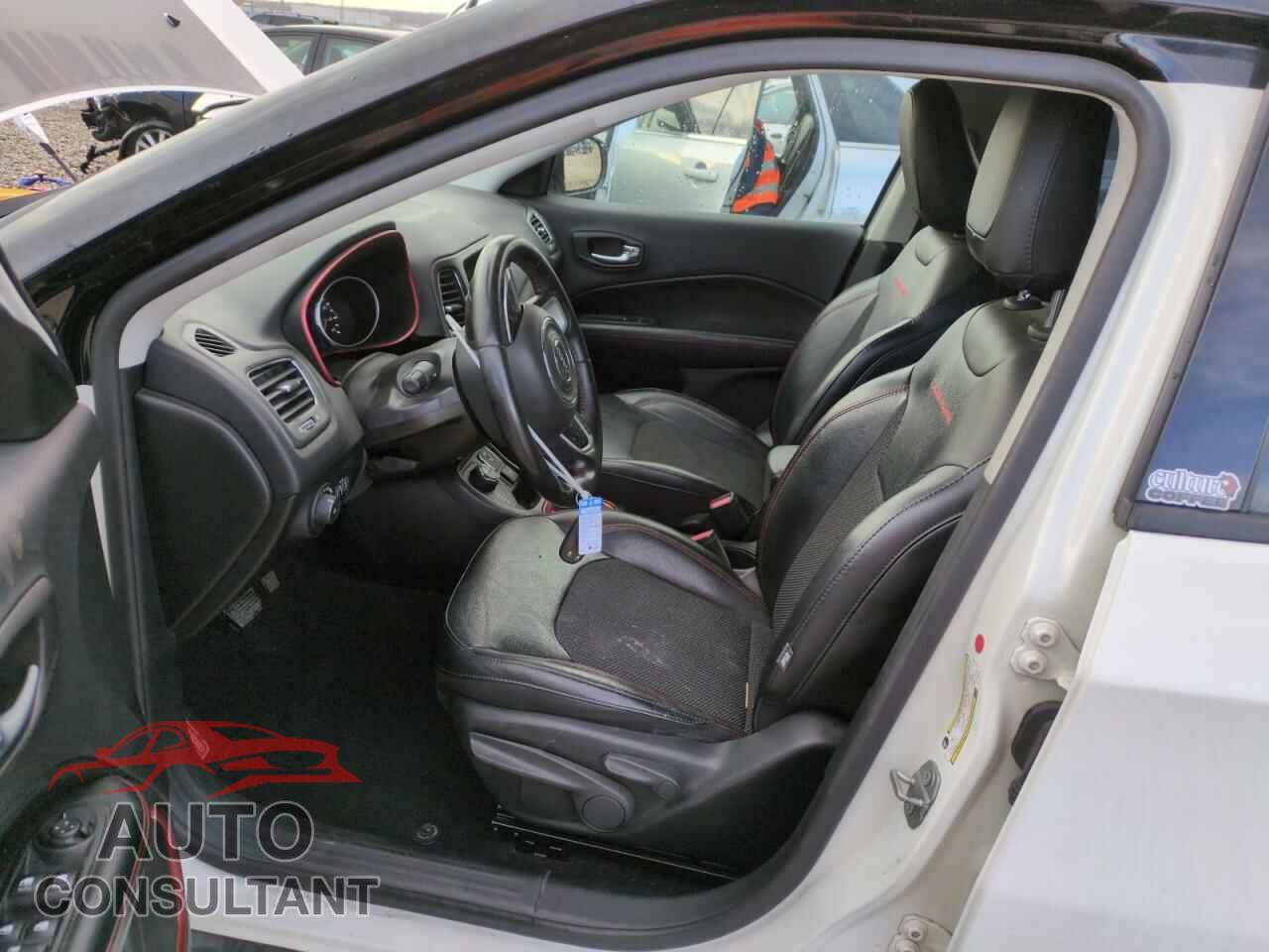 JEEP COMPASS 2020 - 3C4NJDDB0LT177645