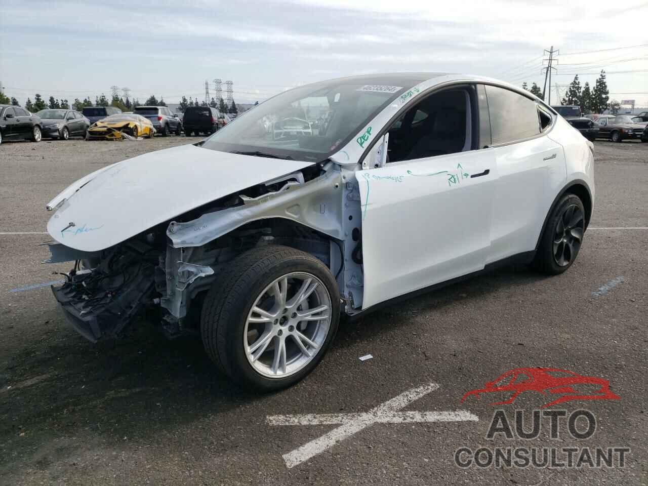 TESLA MODEL Y 2021 - 5YJYGAEE7MF283013