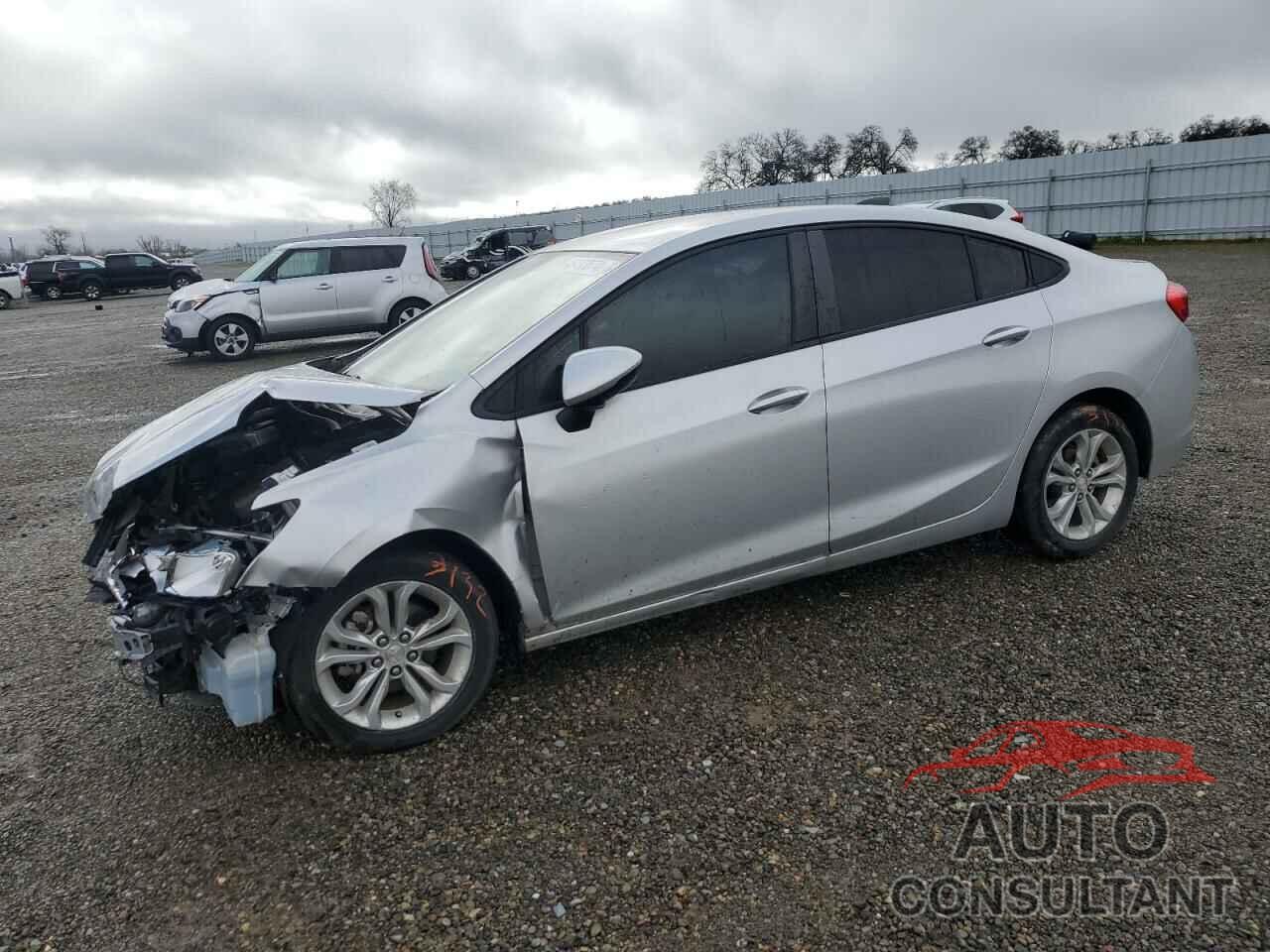 CHEVROLET CRUZE 2019 - 1G1BC5SM7K7148615