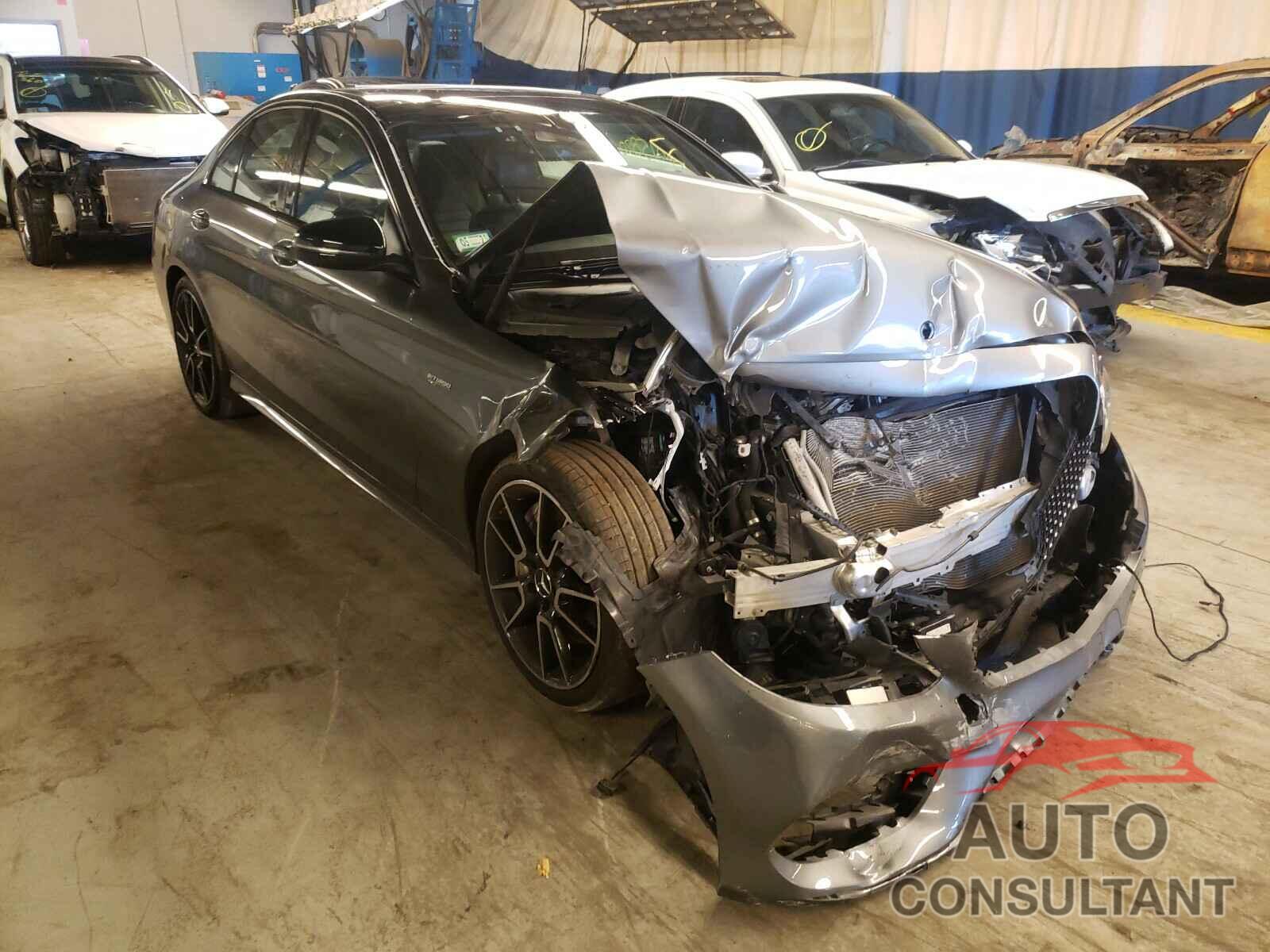 MERCEDES-BENZ C-CLASS 2018 - 55SWF6EB7JU250763