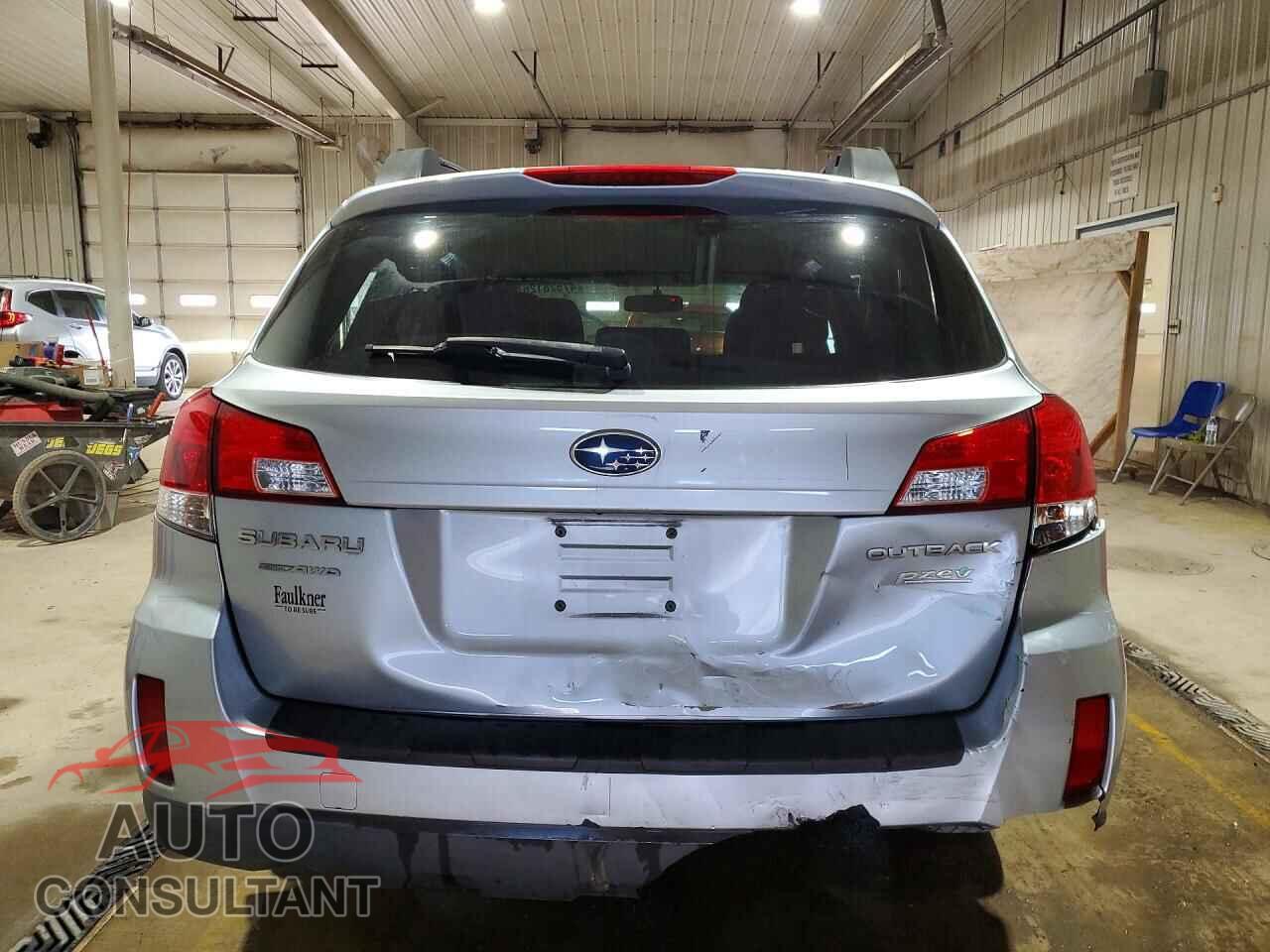 SUBARU OUTBACK 2013 - 4S4BRBCC4D1292859