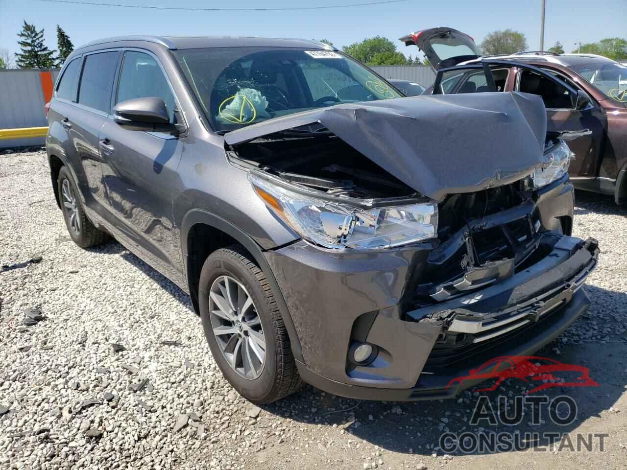 TOYOTA HIGHLANDER 2017 - 5TDJZRFH8HS440407