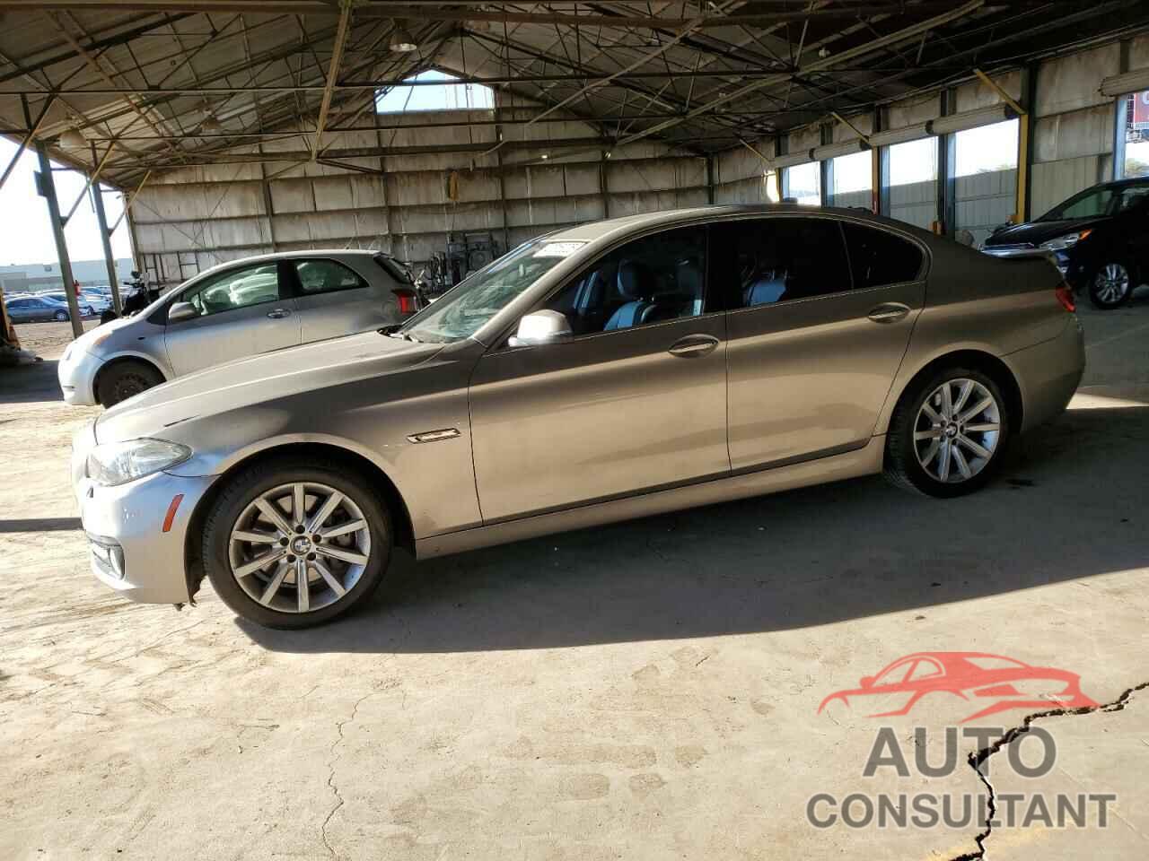 BMW 5 SERIES 2015 - WBA5B1C50FG126420