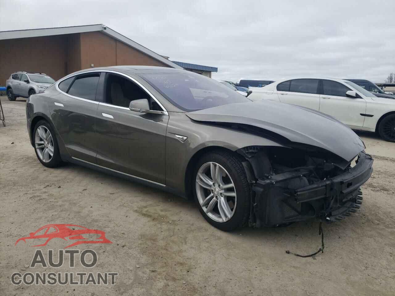 TESLA MODEL S 2016 - 5YJSA1E25GF126629