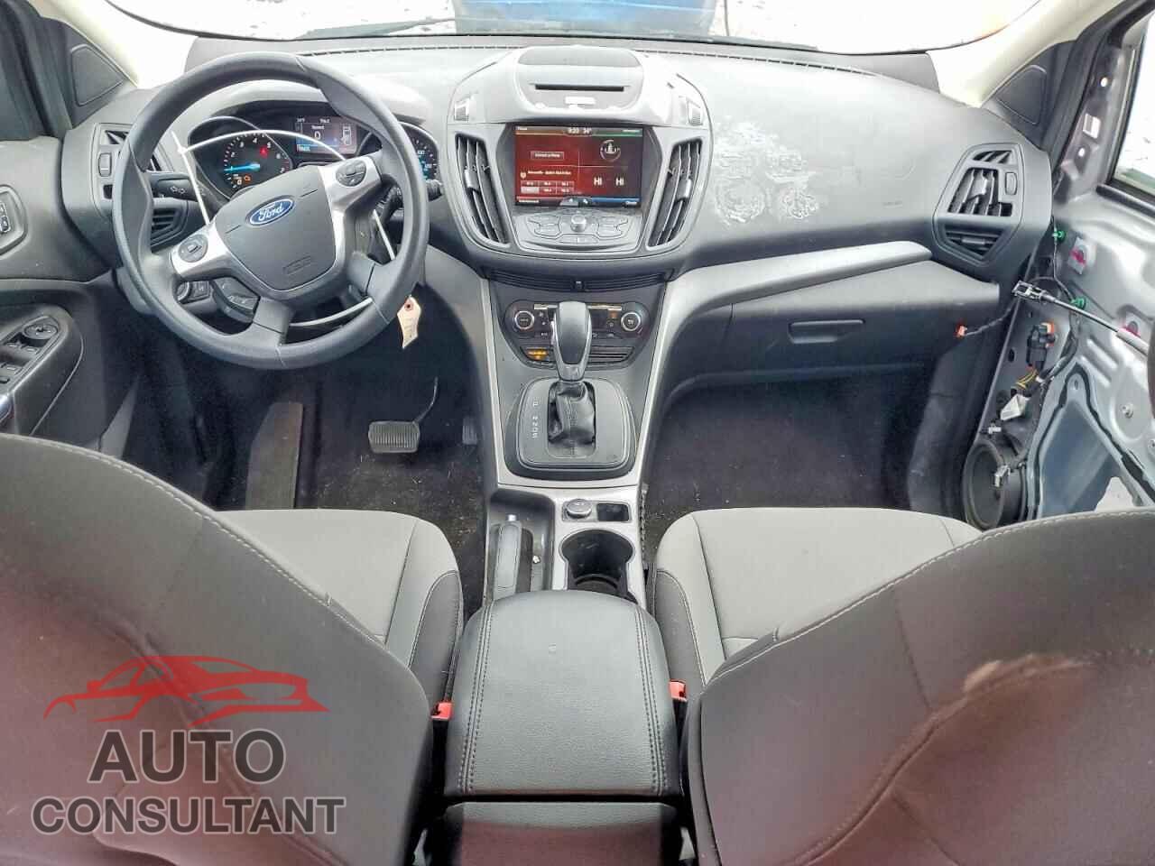 FORD ESCAPE 2015 - 1FMCU0GXXFUB69993