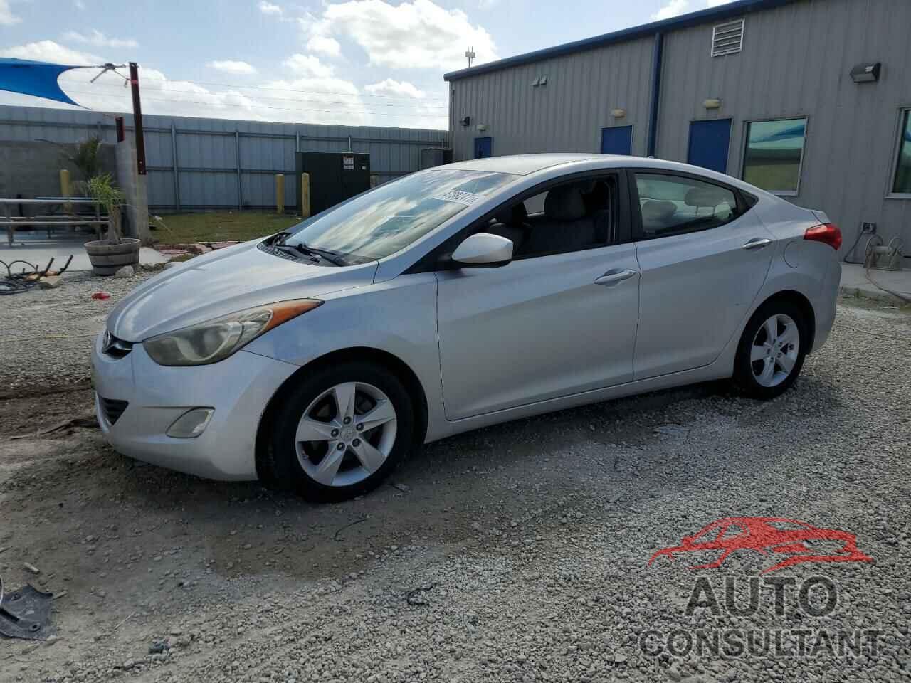 HYUNDAI ELANTRA 2012 - KMHDH4AE0CU345257