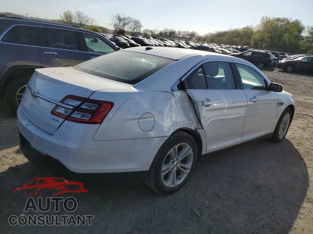 FORD TAURUS 2015 - 1FAHP2E83FG176975