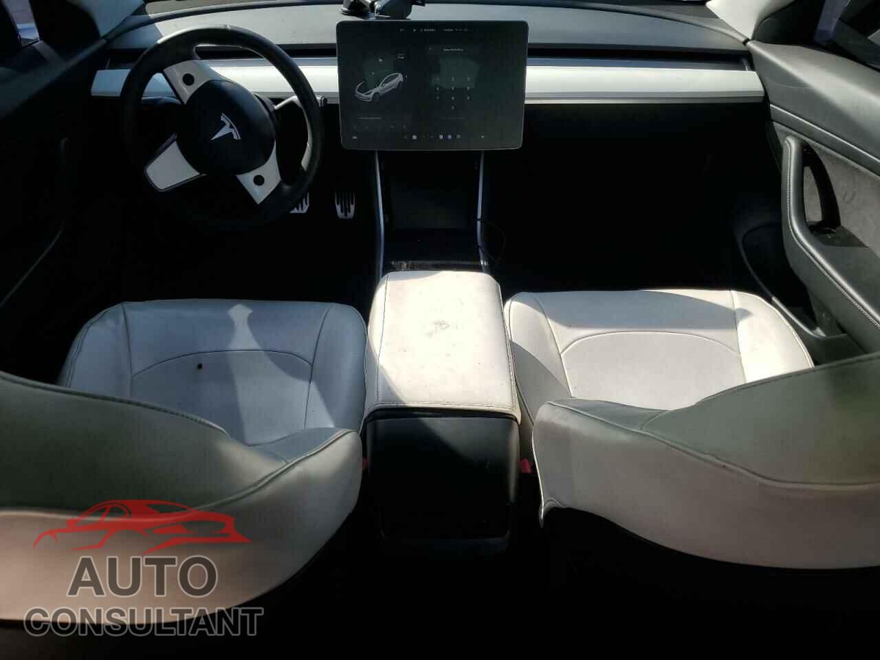 TESLA MODEL 3 2020 - 5YJ3E1EAXLF706243