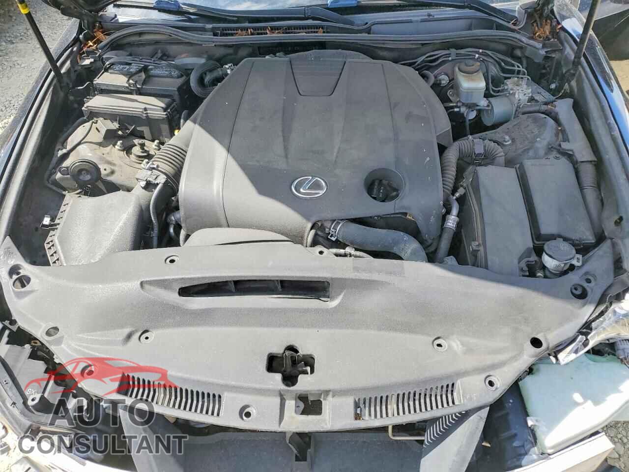 LEXUS IS 2014 - JTHBF1D21E5010053