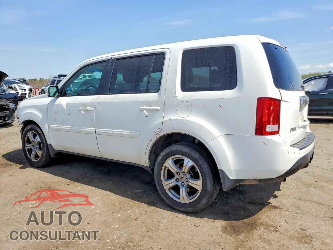 HONDA PILOT 2015 - 5FNYF4H53FB050152