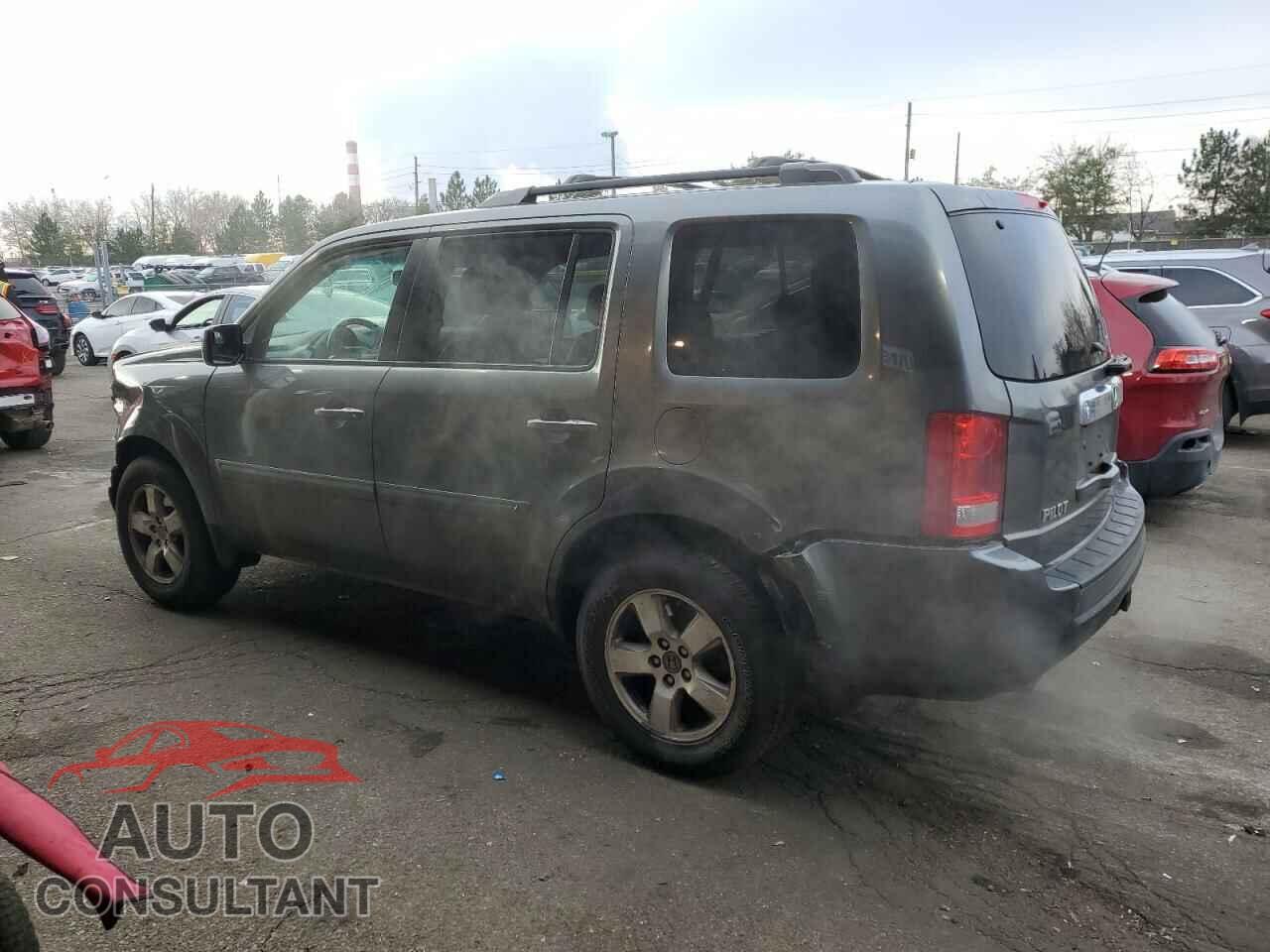 HONDA PILOT 2011 - 5FNYF4H50BB066271