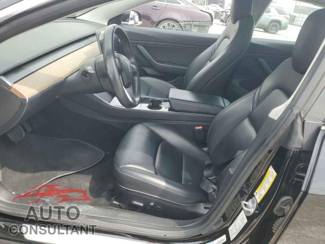 TESLA MODEL 3 2019 - 5YJ3E1EA7KF325254