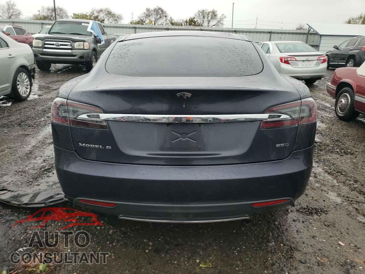 TESLA MODEL S 2015 - 5YJSA1E26FF119736