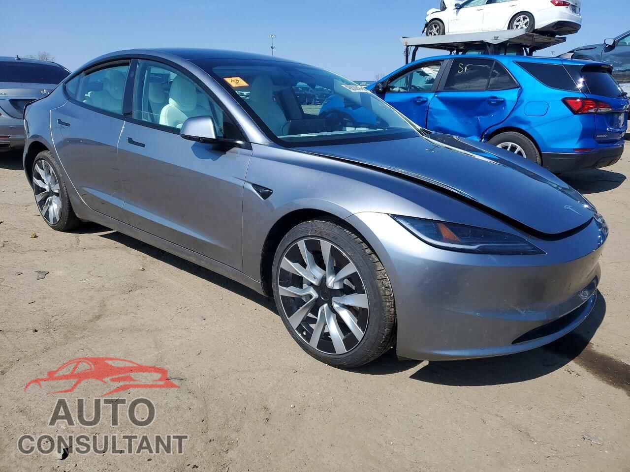 TESLA MODEL 3 2025 - 5YJ3E1EA3SF048585