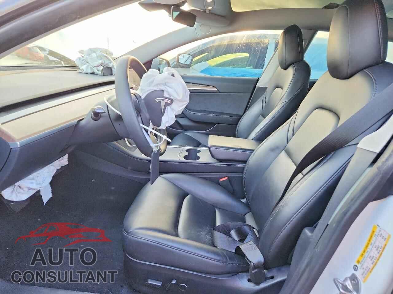TESLA MODEL 3 2021 - 5YJ3E1EA3MF062019