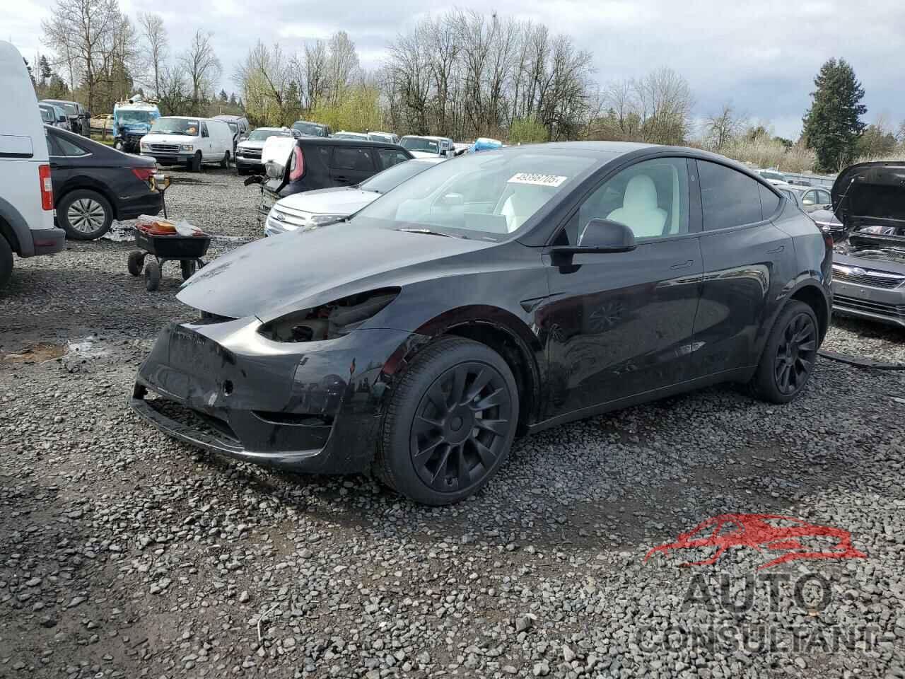TESLA MODEL Y 2025 - 7SAYGAEE0SF310181