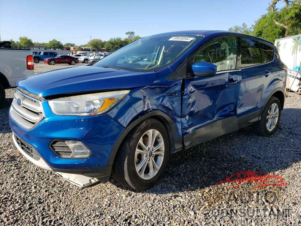 FORD ESCAPE 2017 - 1FMCU0GD9HUD81860