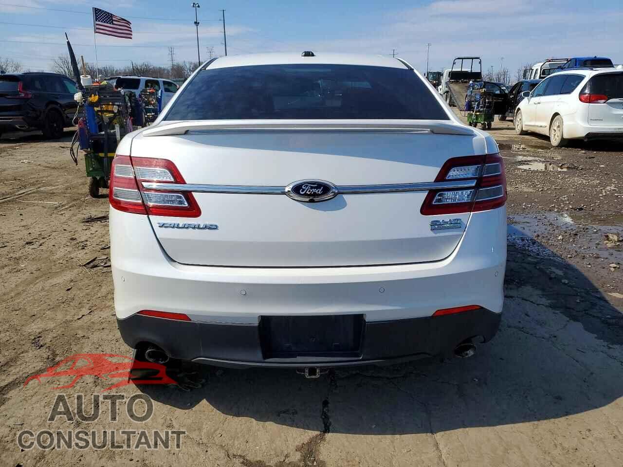 FORD TAURUS 2013 - 1FAHP2KT3DG159549