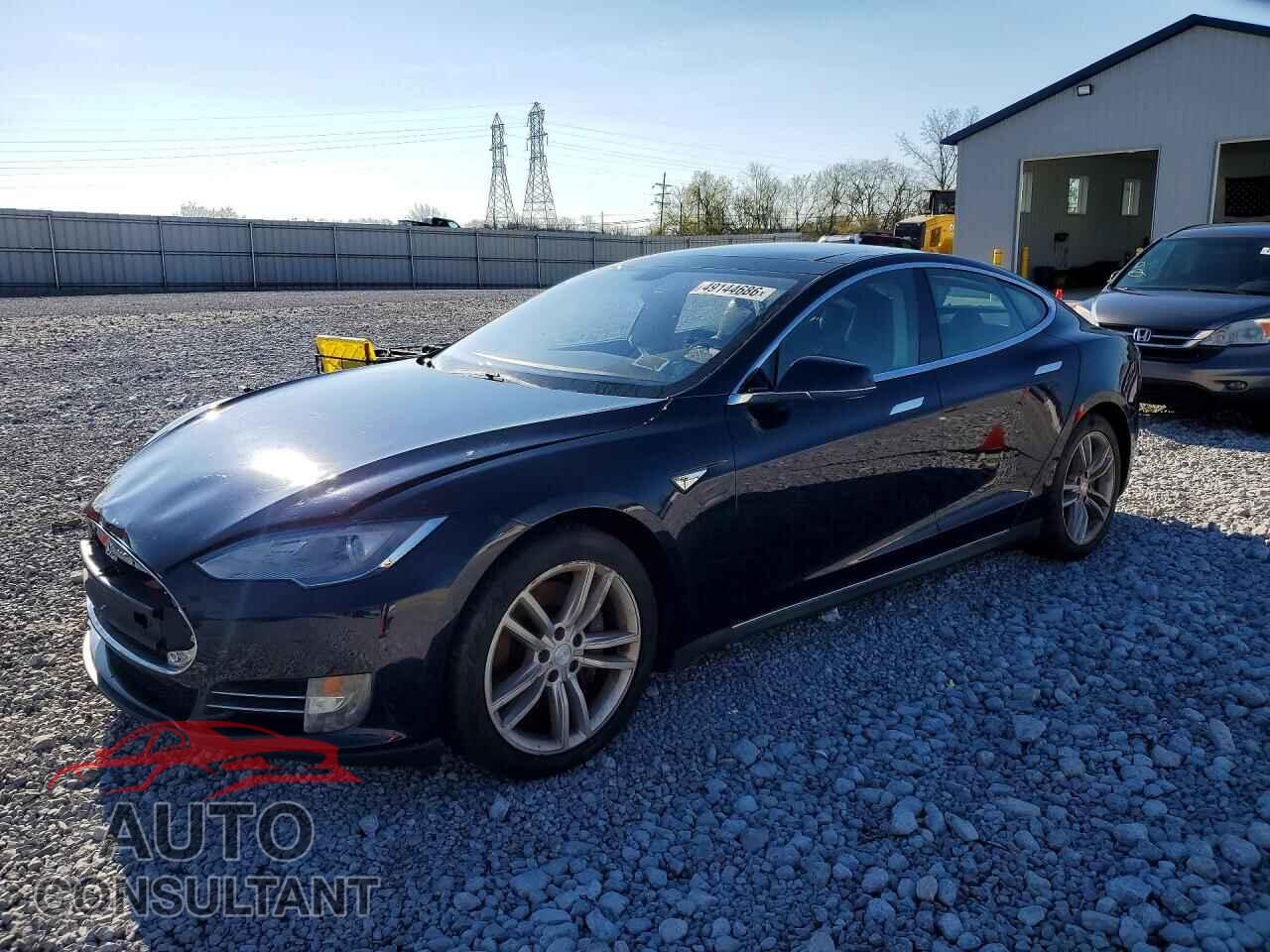 TESLA MODEL S 2013 - 5YJSA1AG5DFP08968