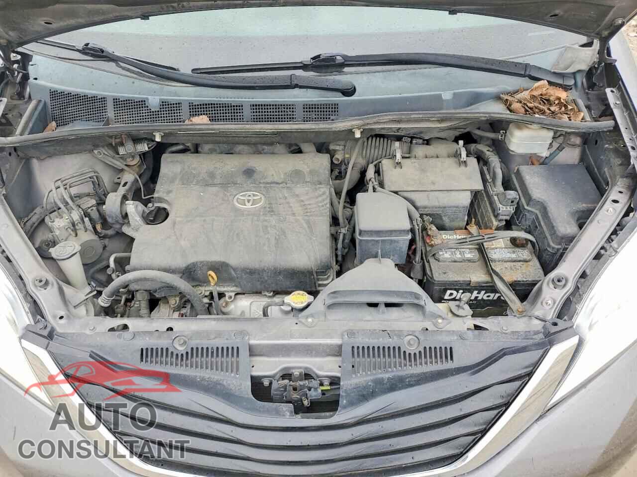 TOYOTA SIENNA 2011 - 5TDKK3DC1BS003045