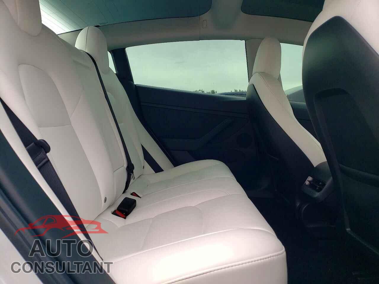 TESLA MODEL 3 2022 - 5YJ3E1EB7NF183193