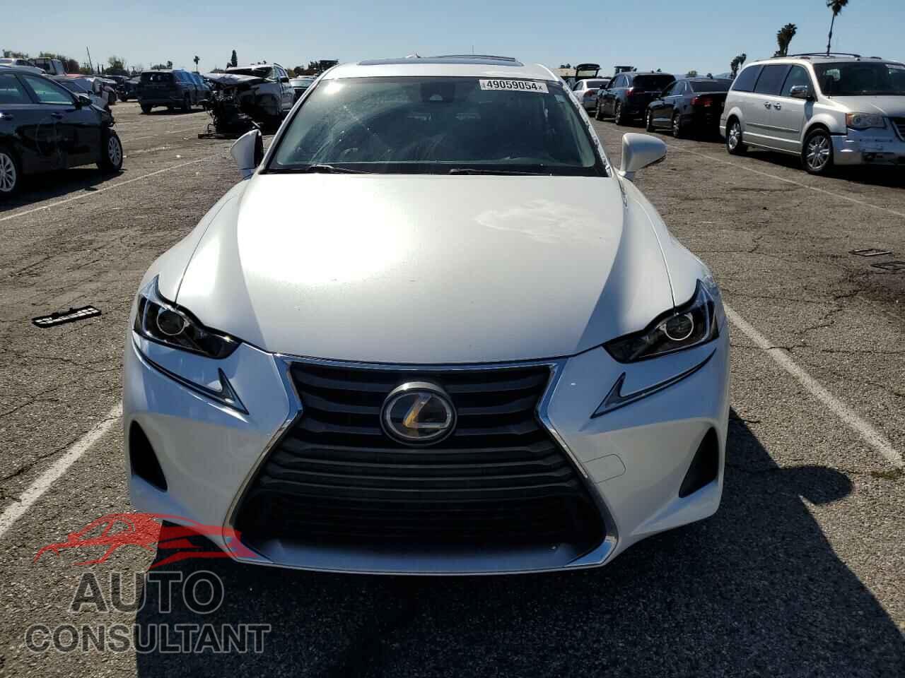 LEXUS IS 2017 - JTHBA1D29H5050898