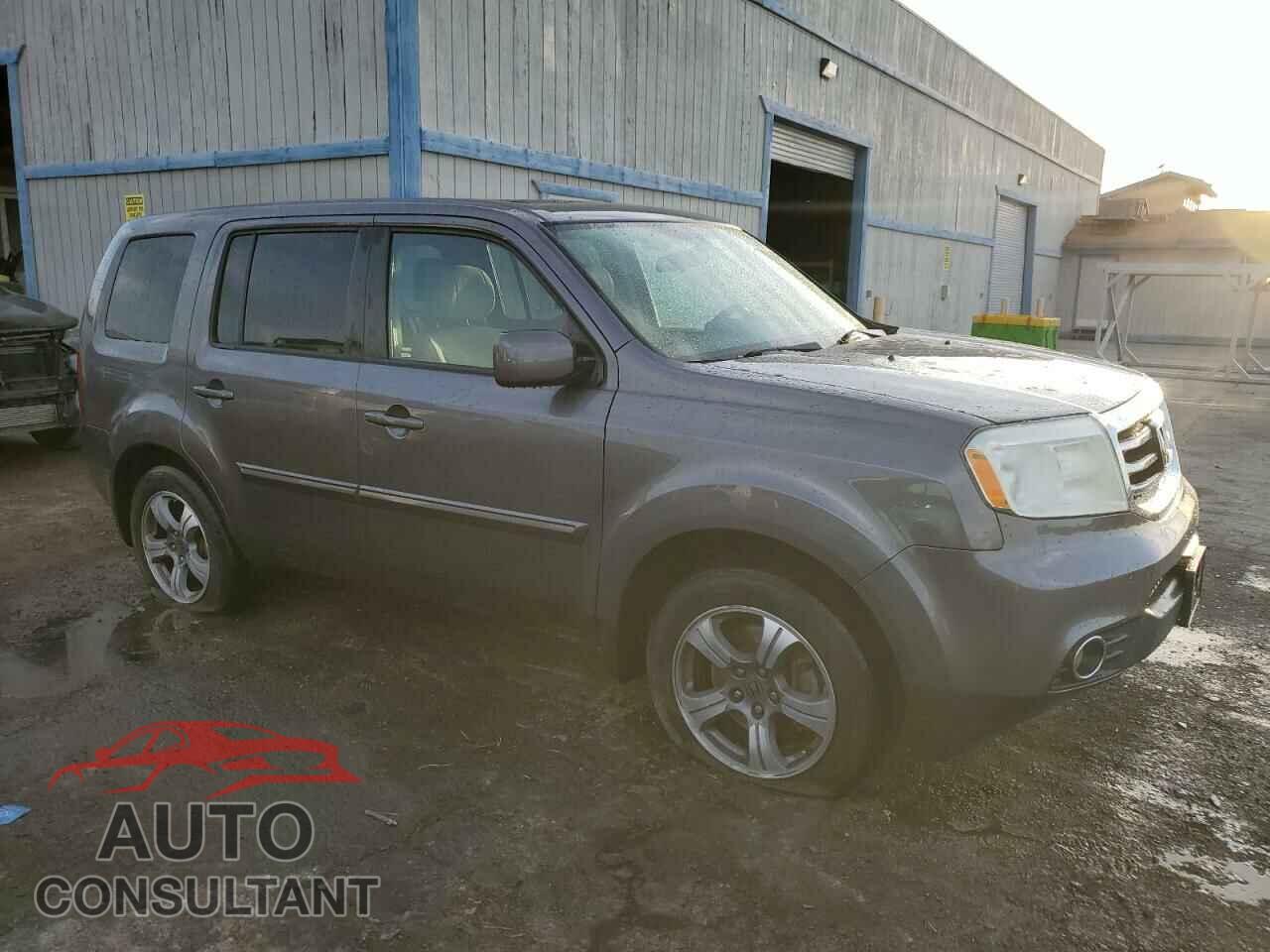 HONDA PILOT 2015 - 5FNYF4H35FB052502